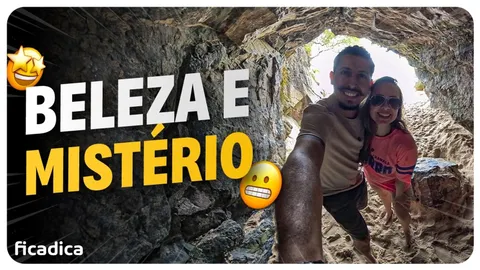 Entrada da Gruta que Chora, na Praia da Sununga, em Ubatuba